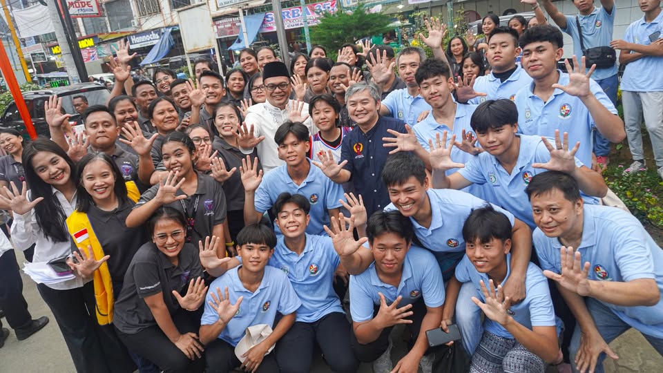 Dokumentasi kebersamaan keluarga sekolah Methodist Tanjung Morawa dari kanal resmi sekolah